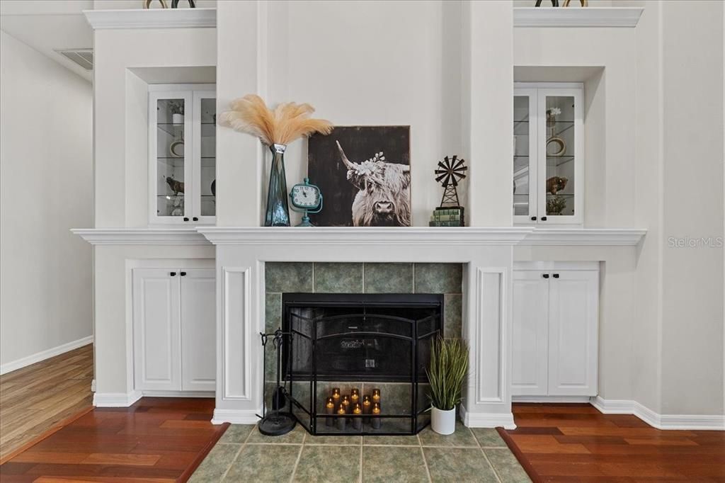 На продажу: $1,199,000 (5 спален, 4 ванн, 4853 Квадратных фут)