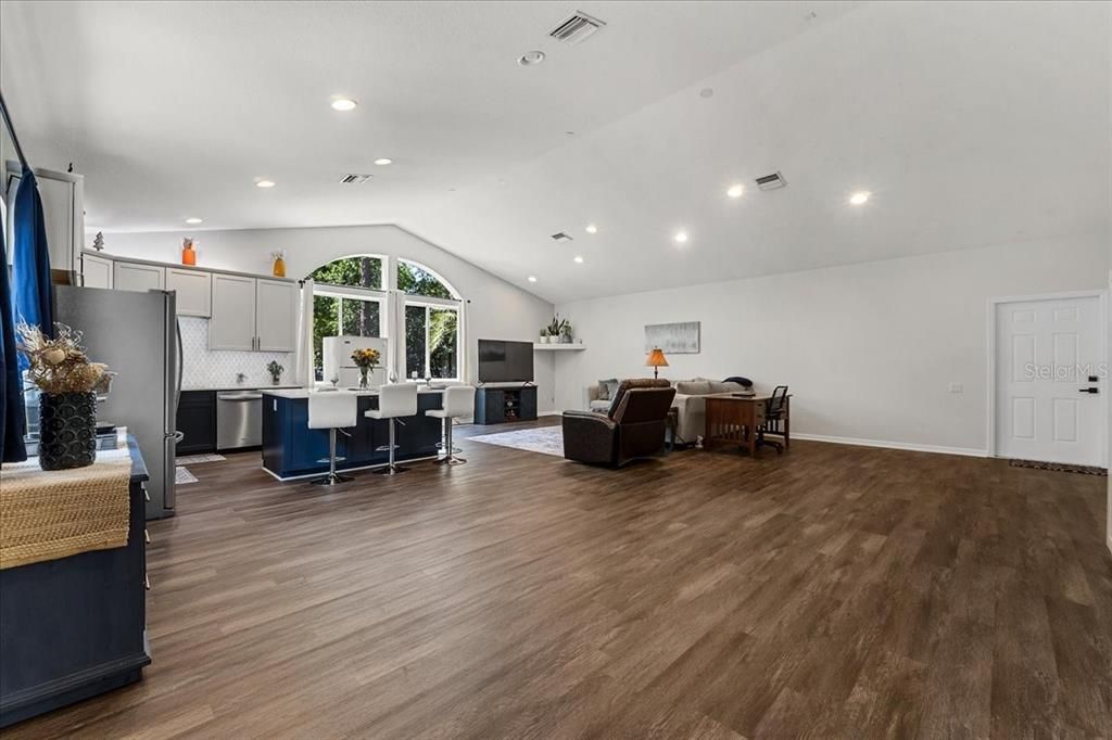 На продажу: $1,199,000 (5 спален, 4 ванн, 4853 Квадратных фут)