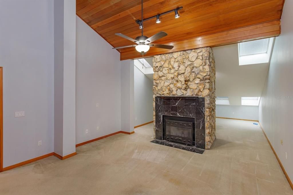 For Sale: $2,500,000 (4 beds, 4 baths, 4961 Square Feet)