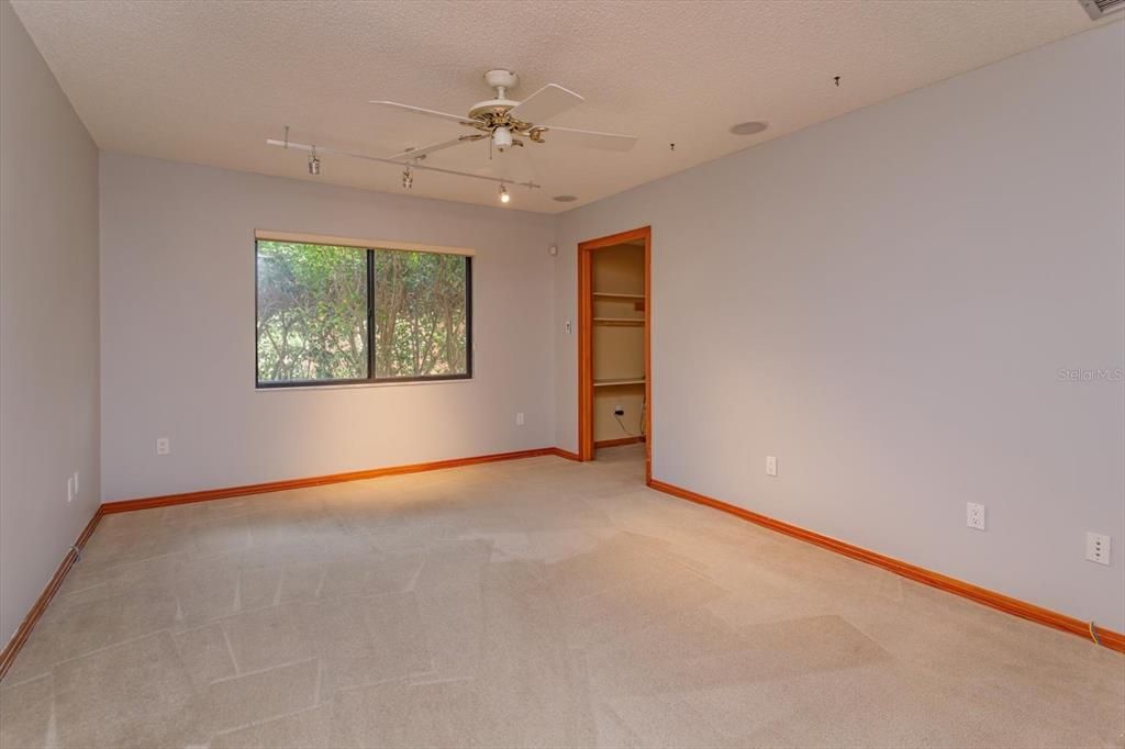 For Sale: $2,500,000 (4 beds, 4 baths, 4961 Square Feet)