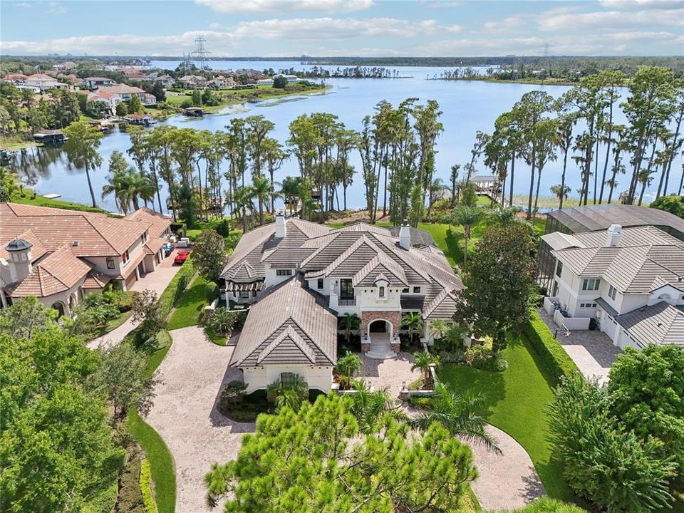 For Sale: $5,695,000 (5 beds, 5 baths, 6730 Square Feet)