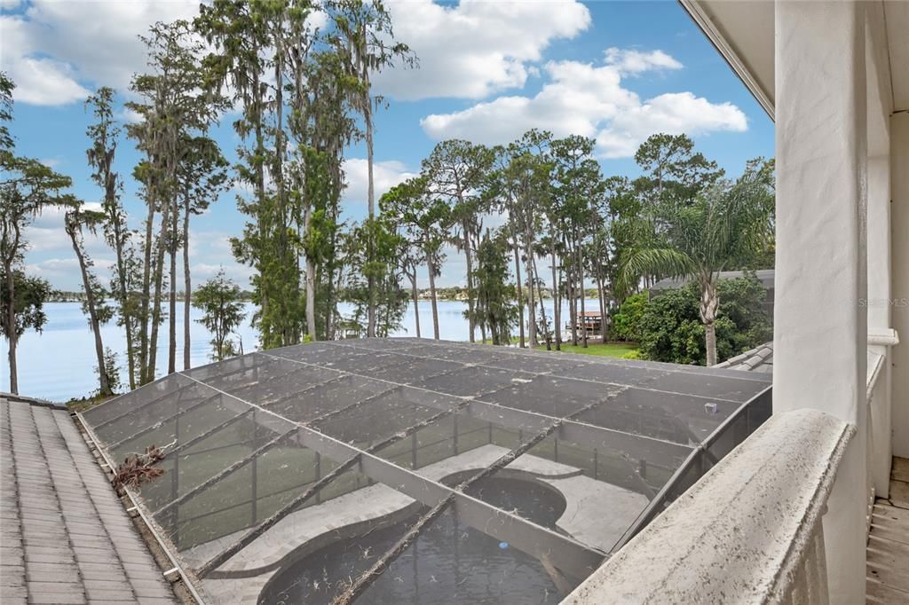 For Sale: $5,695,000 (5 beds, 5 baths, 6730 Square Feet)