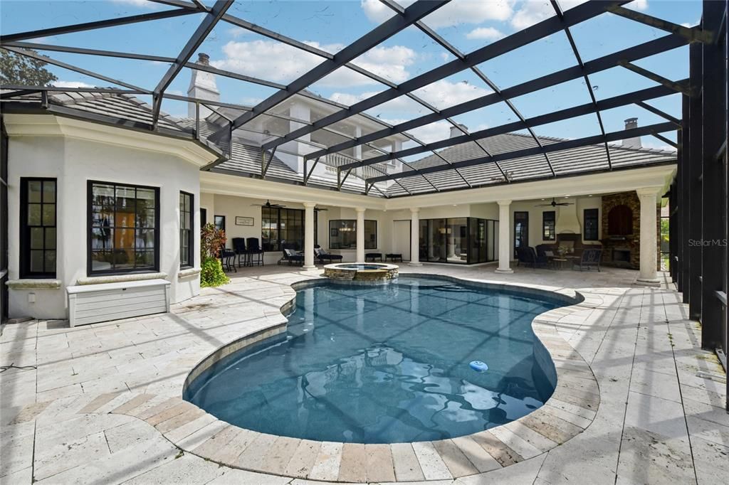 For Sale: $5,695,000 (5 beds, 5 baths, 6730 Square Feet)