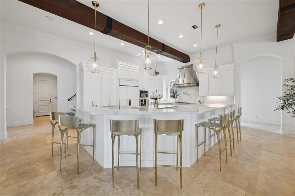 For Sale: $5,695,000 (5 beds, 5 baths, 6730 Square Feet)