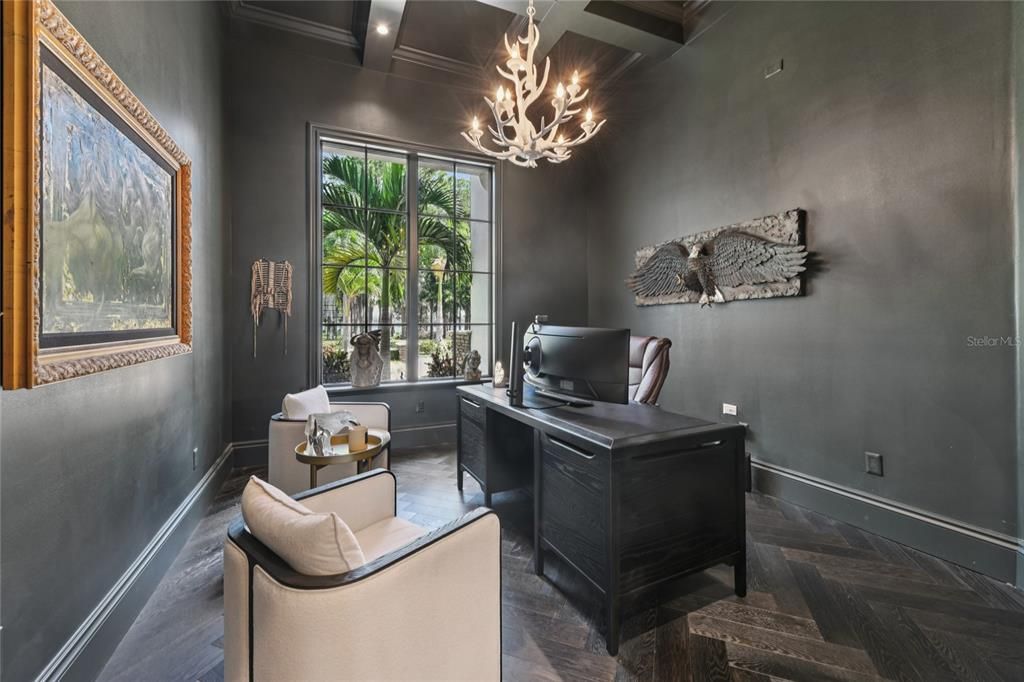 For Sale: $5,695,000 (5 beds, 5 baths, 6730 Square Feet)