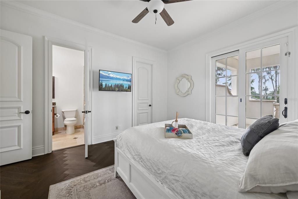 For Sale: $5,695,000 (5 beds, 5 baths, 6730 Square Feet)