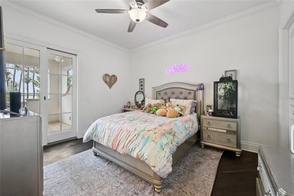 For Sale: $5,695,000 (5 beds, 5 baths, 6730 Square Feet)