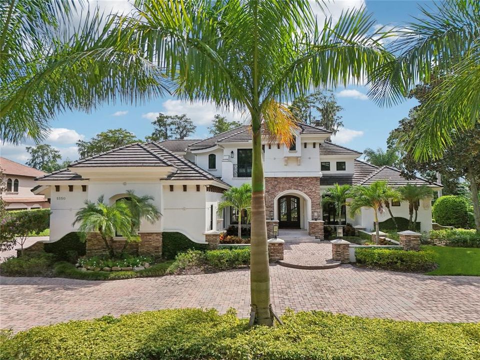 For Sale: $5,695,000 (5 beds, 5 baths, 6730 Square Feet)