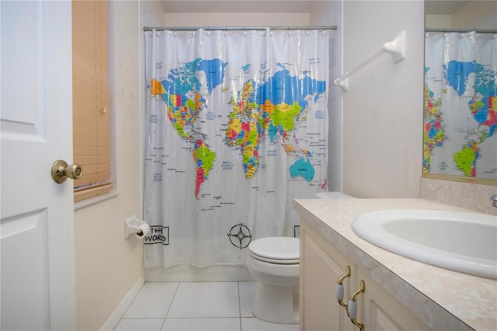 En Venta: $349,900 (0 camas, 0 baños, 1272 Pies cuadrados)