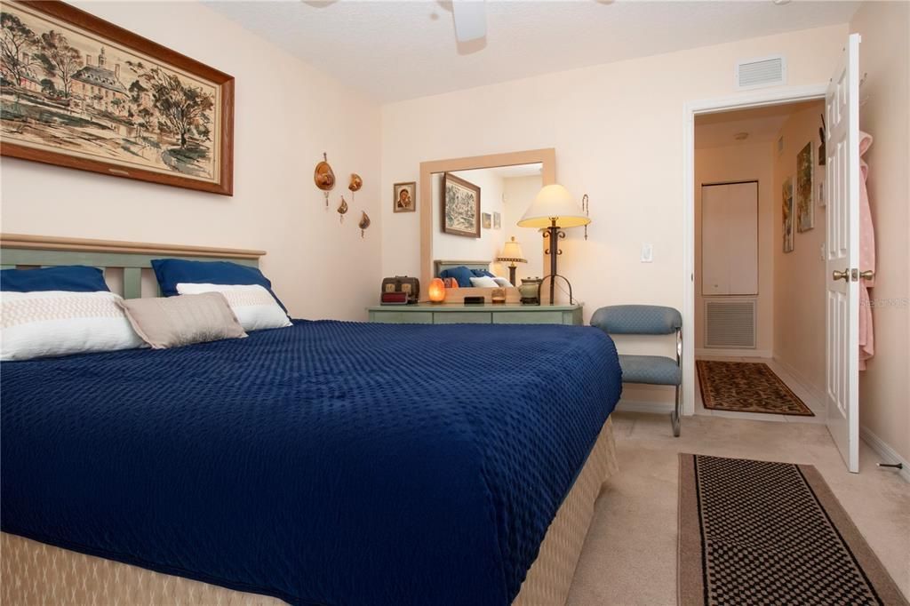 En Venta: $349,900 (0 camas, 0 baños, 1272 Pies cuadrados)