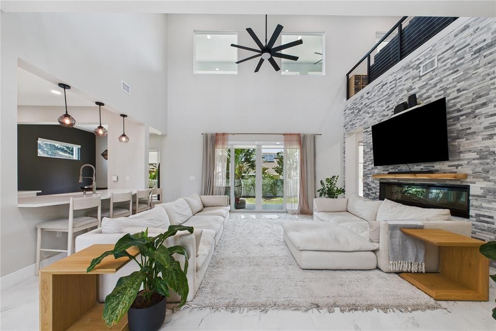 En Venta: $1,500,000 (7 camas, 3 baños, 4593 Pies cuadrados)