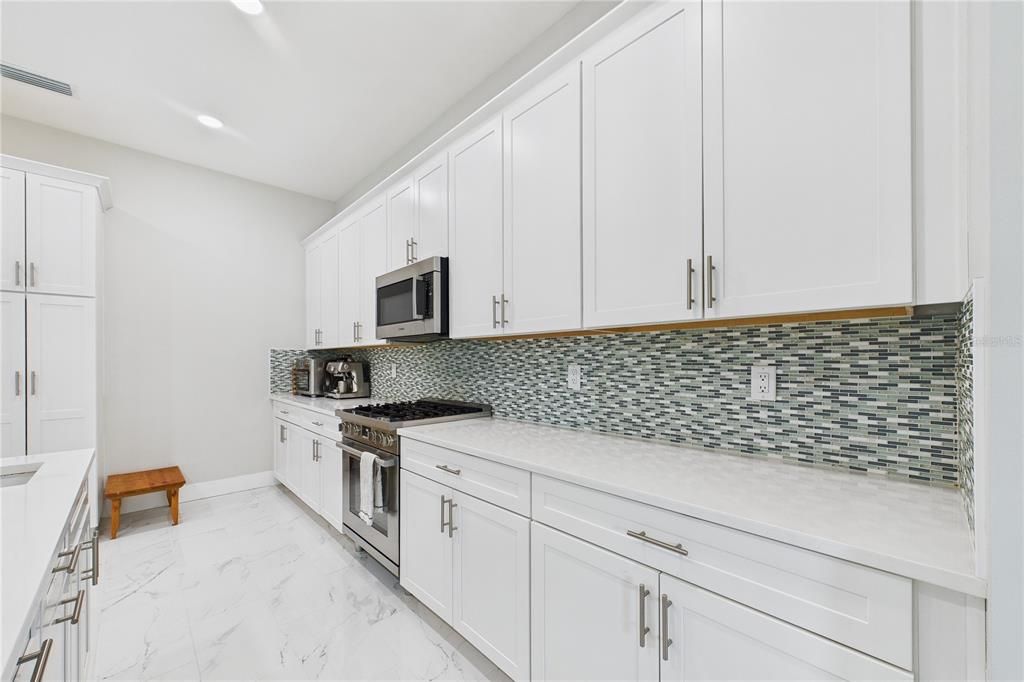 En Venta: $1,500,000 (7 camas, 3 baños, 4593 Pies cuadrados)