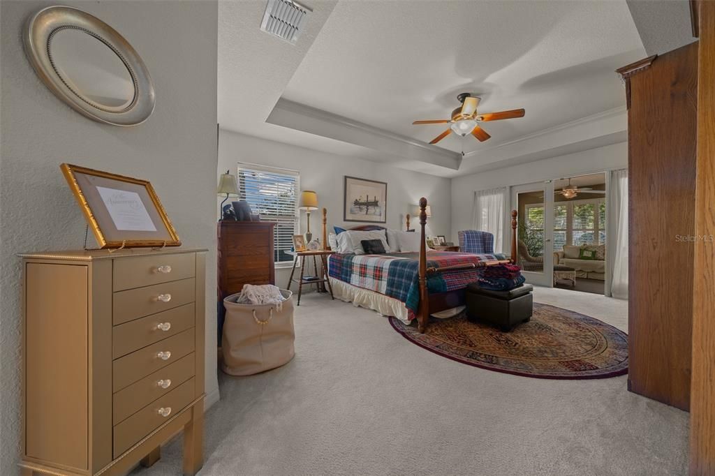 合同活跃: $419,900 (4 贝兹, 2 浴室, 2836 平方英尺)