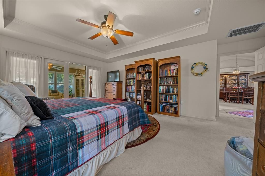 合同活跃: $419,900 (4 贝兹, 2 浴室, 2836 平方英尺)