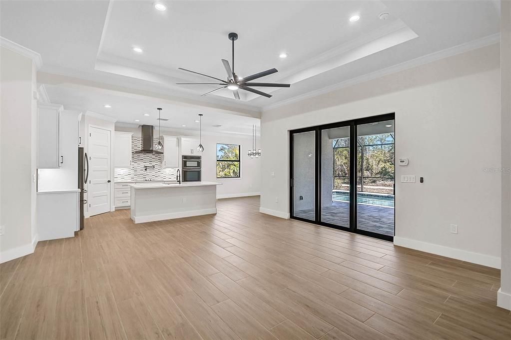 Active With Contract: $589,000 (3 beds, 2 baths, 2109 Square Feet)