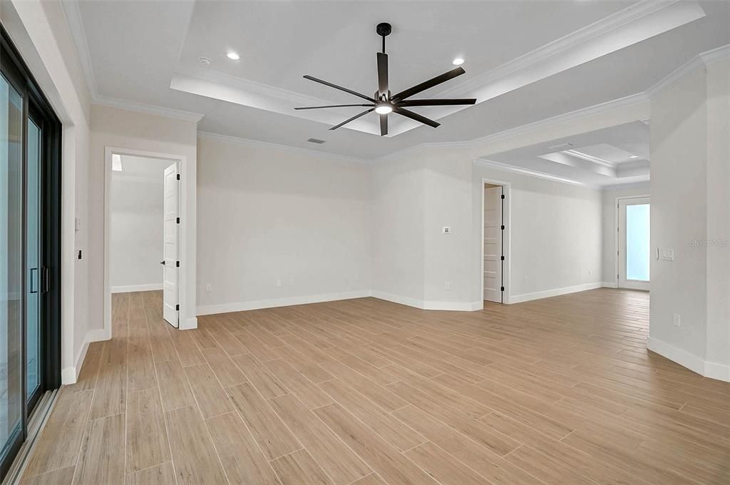 Active With Contract: $589,000 (3 beds, 2 baths, 2109 Square Feet)