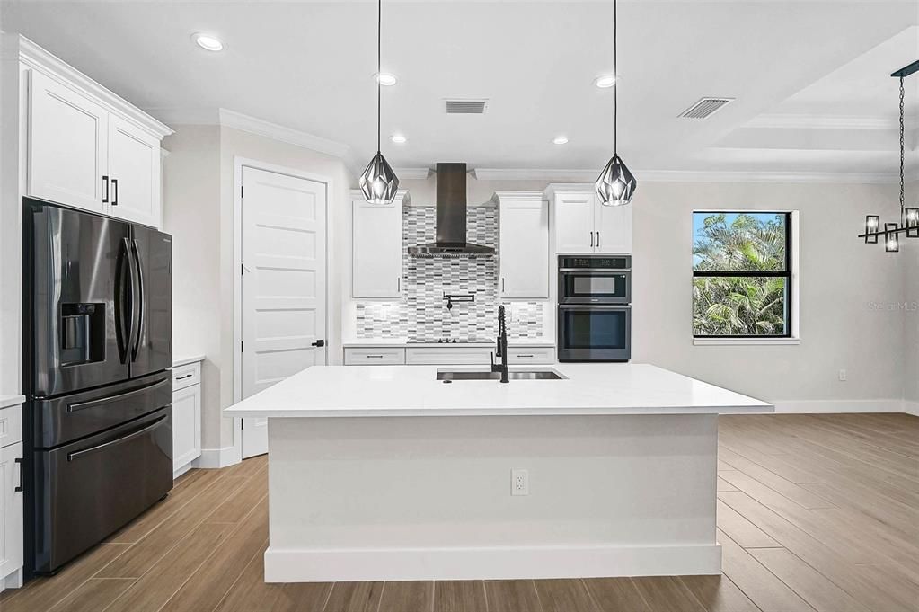 Active With Contract: $589,000 (3 beds, 2 baths, 2109 Square Feet)