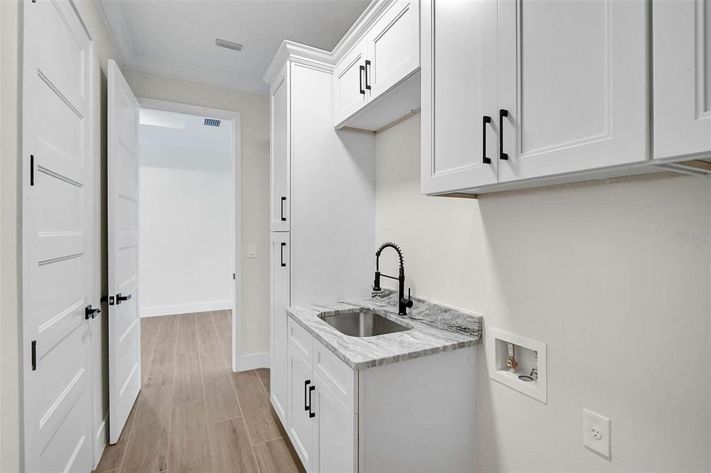 Active With Contract: $589,000 (3 beds, 2 baths, 2109 Square Feet)