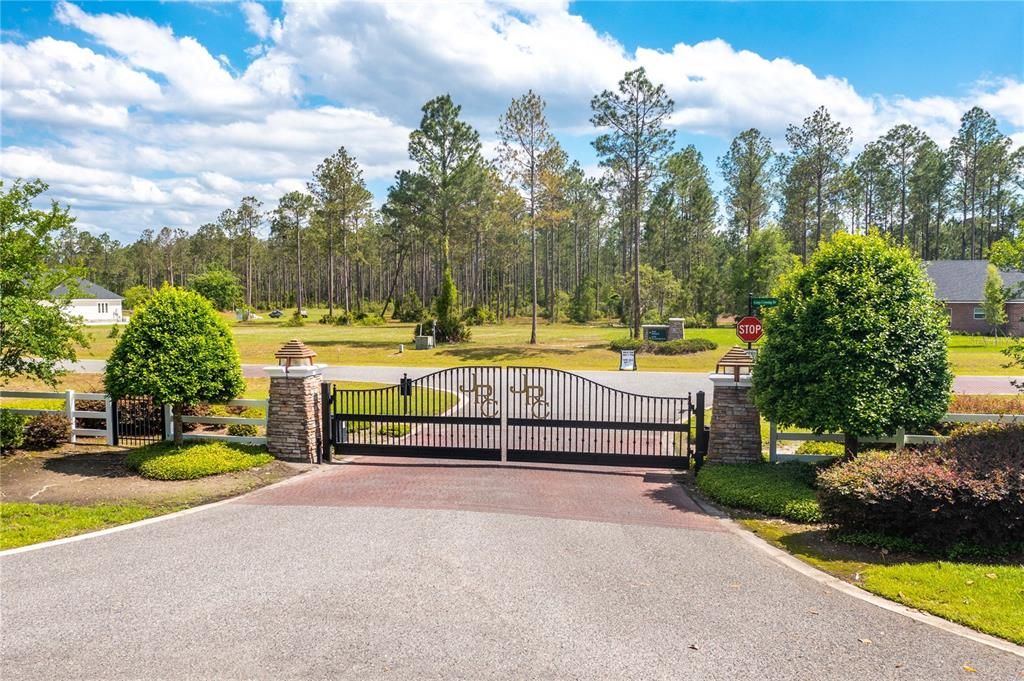 最近售出: $115,000 (2.51 acres)