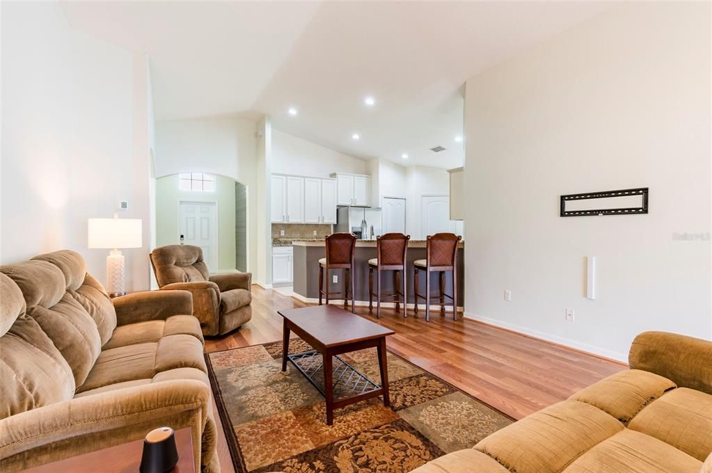 For Sale: $364,000 (4 beds, 3 baths, 2008 Square Feet)