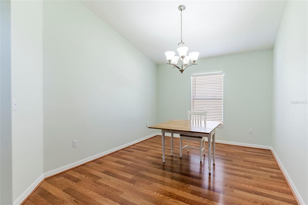 For Sale: $364,000 (4 beds, 3 baths, 2008 Square Feet)