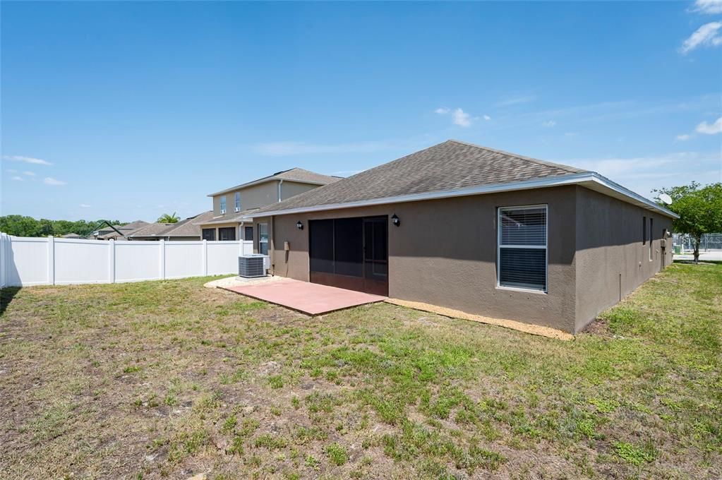 For Sale: $364,000 (4 beds, 3 baths, 2008 Square Feet)