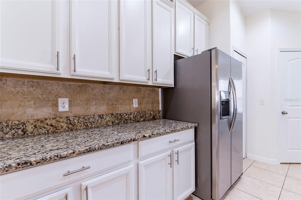 For Sale: $364,000 (4 beds, 3 baths, 2008 Square Feet)