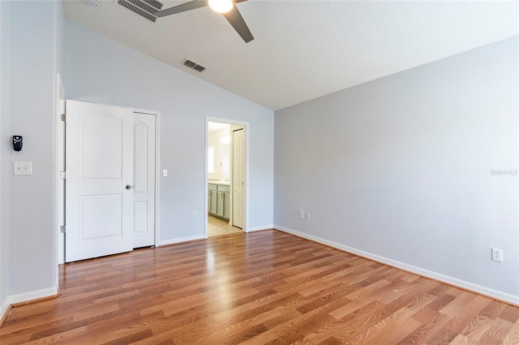 For Sale: $364,000 (4 beds, 3 baths, 2008 Square Feet)