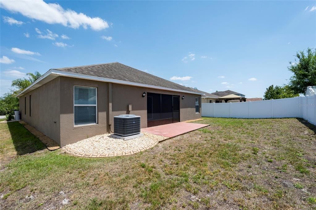 For Sale: $364,000 (4 beds, 3 baths, 2008 Square Feet)