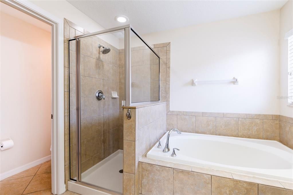 For Sale: $364,000 (4 beds, 3 baths, 2008 Square Feet)