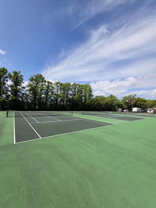 待售: $1,100,000 (5 贝兹, 4 浴室, 3845 平方英尺)