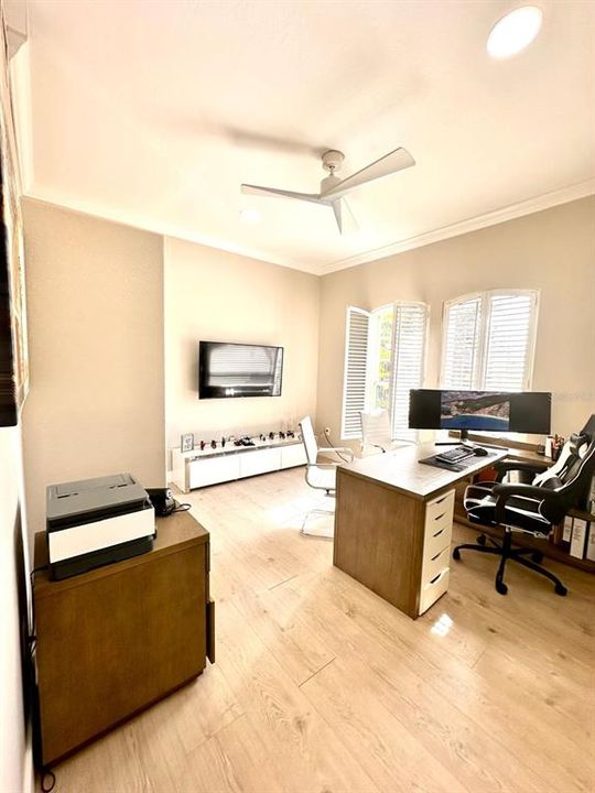 待售: $1,100,000 (5 贝兹, 4 浴室, 3845 平方英尺)