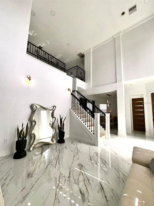 待售: $1,100,000 (5 贝兹, 4 浴室, 3845 平方英尺)