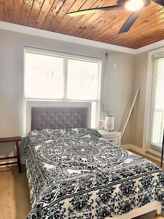 待售: $1,100,000 (5 贝兹, 4 浴室, 3845 平方英尺)