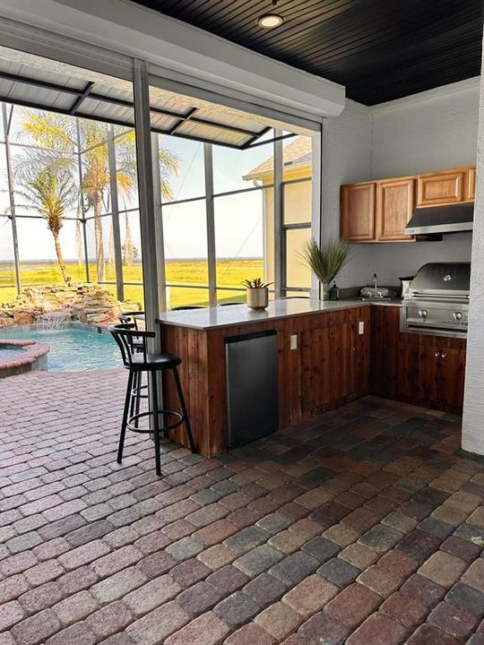 待售: $1,100,000 (5 贝兹, 4 浴室, 3845 平方英尺)