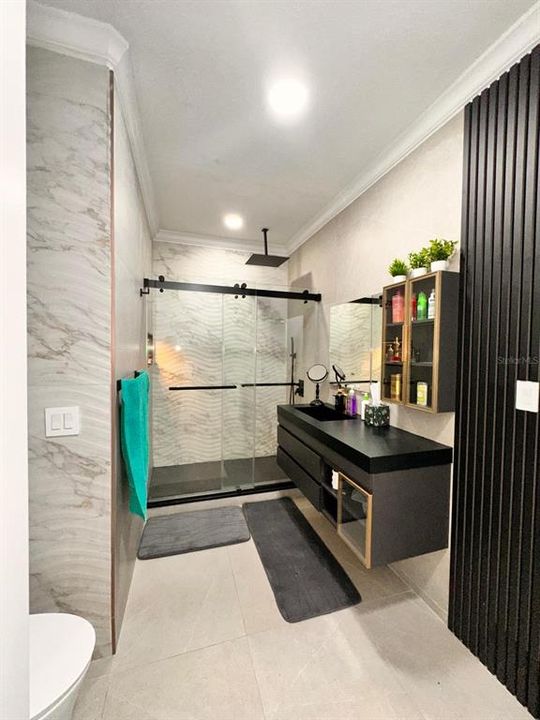 待售: $1,100,000 (5 贝兹, 4 浴室, 3845 平方英尺)