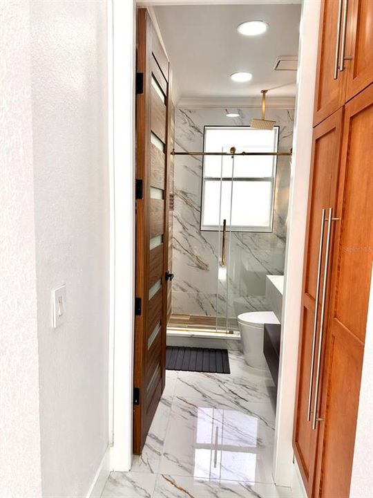 待售: $1,100,000 (5 贝兹, 4 浴室, 3845 平方英尺)