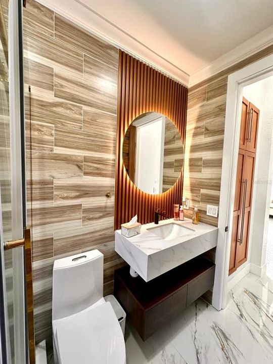 待售: $1,100,000 (5 贝兹, 4 浴室, 3845 平方英尺)