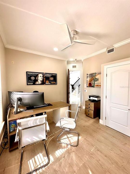 待售: $1,100,000 (5 贝兹, 4 浴室, 3845 平方英尺)