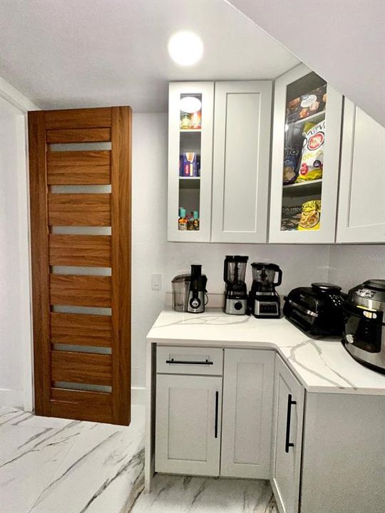 待售: $1,100,000 (5 贝兹, 4 浴室, 3845 平方英尺)