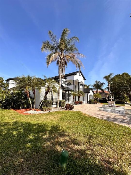 待售: $1,100,000 (5 贝兹, 4 浴室, 3845 平方英尺)