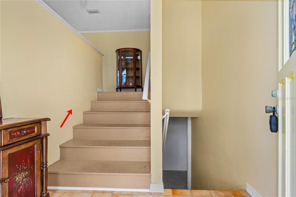 Active With Contract: $850,000 (4 beds, 2 baths, 1215 Square Feet)