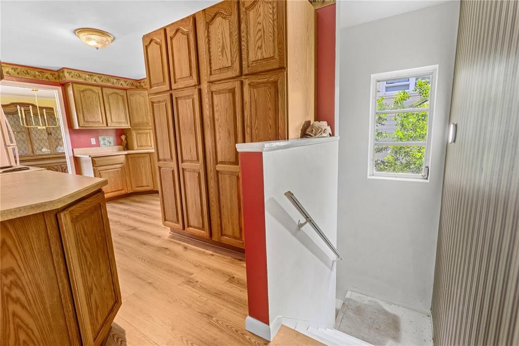 Active With Contract: $850,000 (4 beds, 2 baths, 1215 Square Feet)