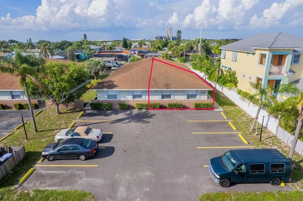 待售: $183,000 (2 贝兹, 1 浴室, 800 平方英尺)