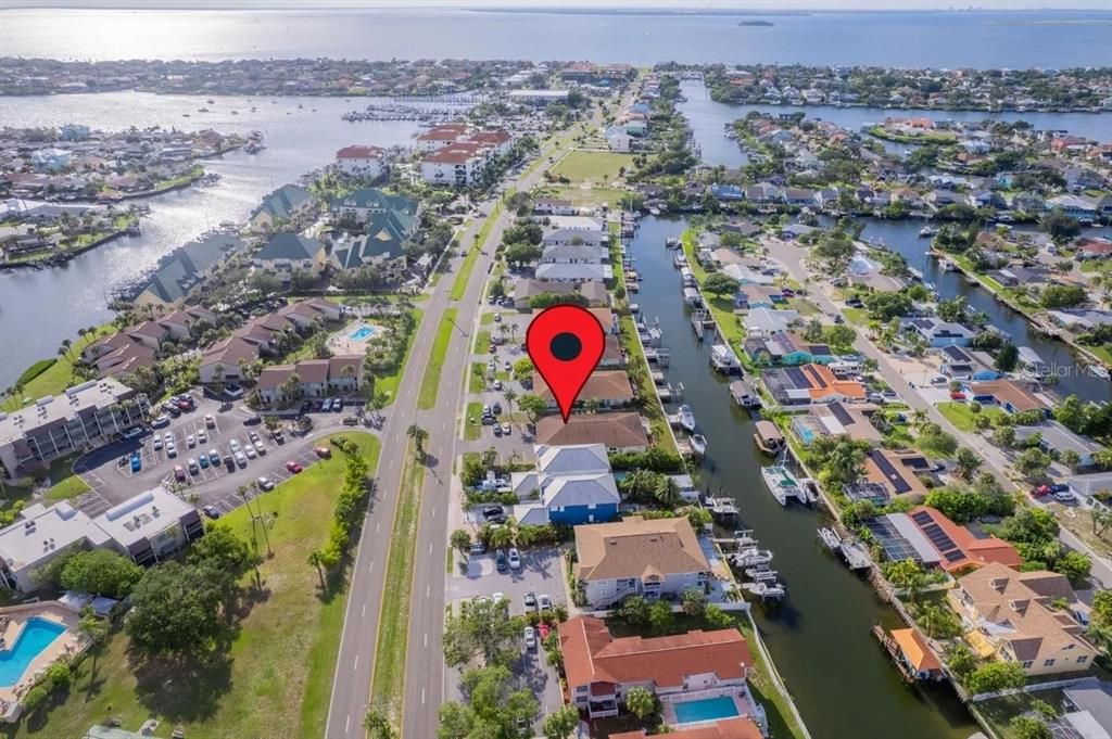 待售: $183,000 (2 贝兹, 1 浴室, 800 平方英尺)