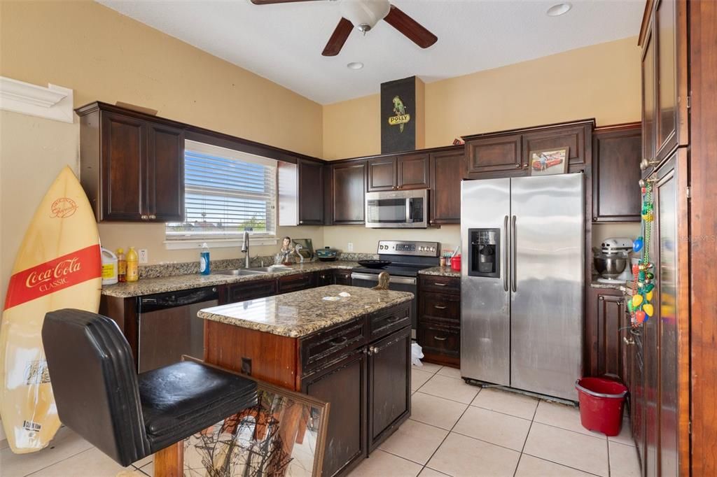 Active With Contract: $635,000 (4 beds, 2 baths, 2180 Square Feet)