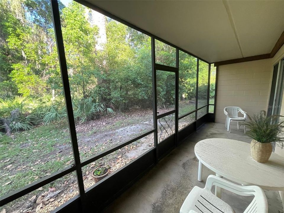 En Venta: $159,900 (2 camas, 2 baños, 897 Pies cuadrados)