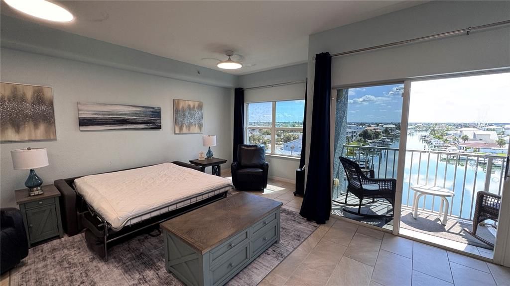 出租: $10,000 (3 贝兹, 3 浴室, 1930 平方英尺)