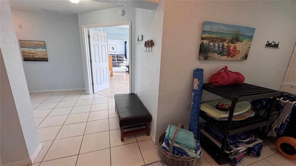 出租: $10,000 (3 贝兹, 3 浴室, 1930 平方英尺)