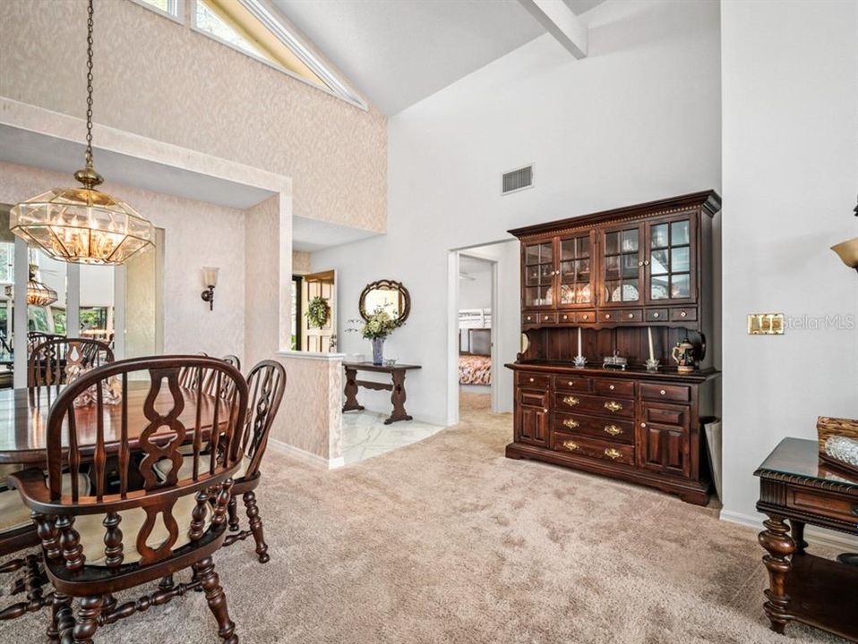 Active With Contract: $410,000 (2 beds, 2 baths, 2569 Square Feet)